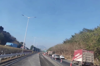 高速养护沥青施工